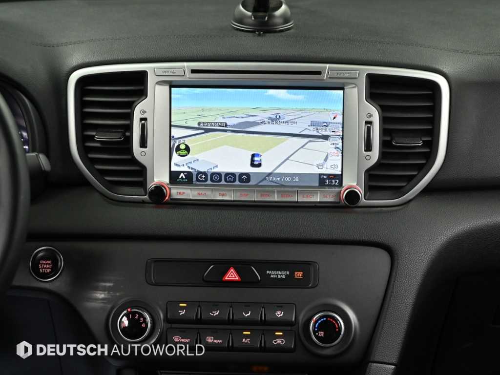Kia Sportage — photo 14