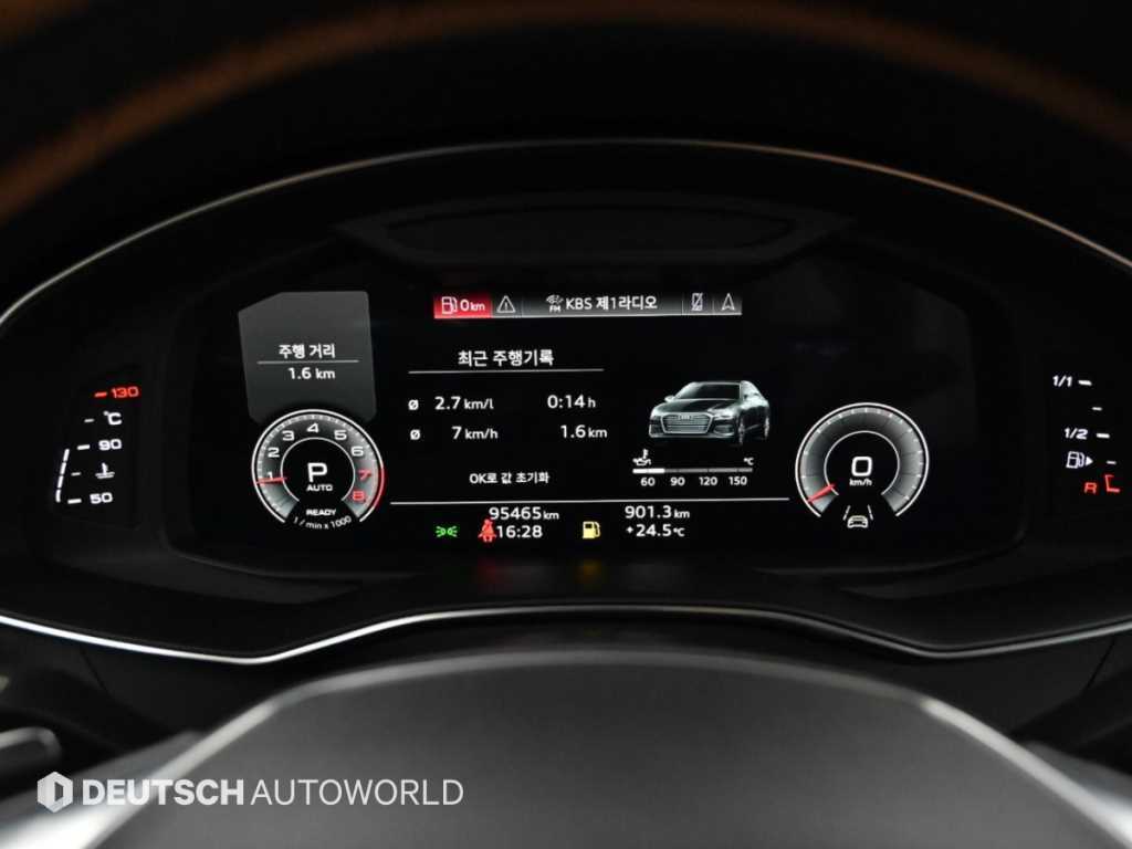 Audi A6 — photo 08