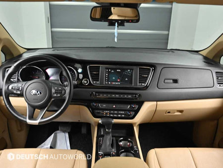 Kia Carnival — photo 07