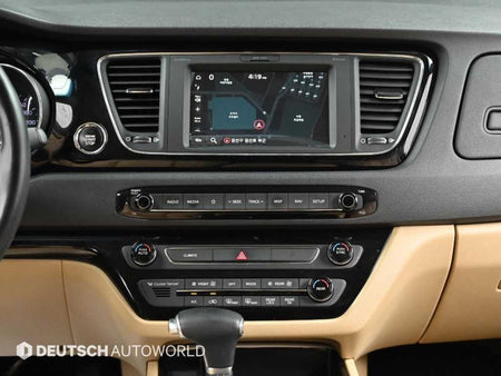 Kia Carnival — photo 14