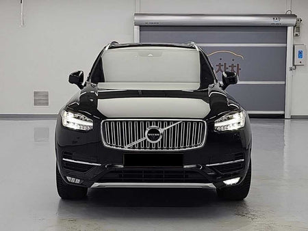 Volvo XC90 — photo 02