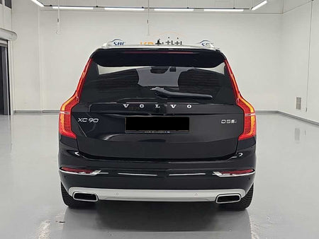 Volvo XC90 — photo 03