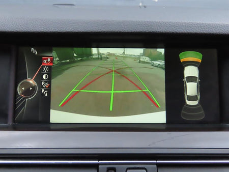 BMW 5-Series — photo 18