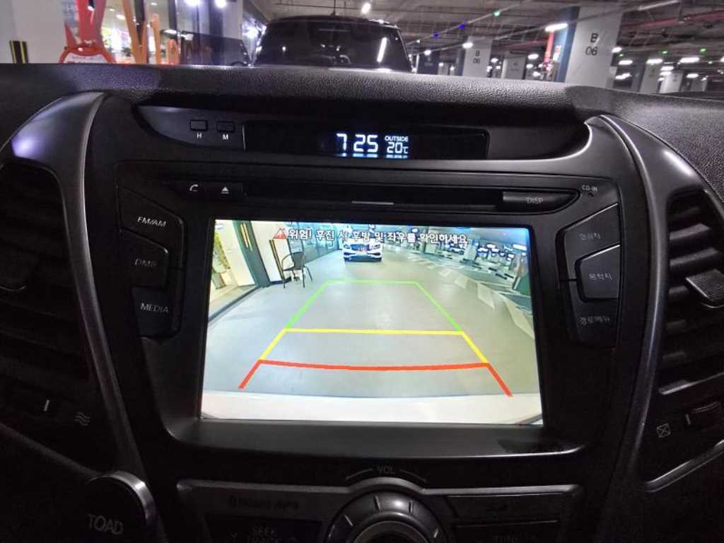 Hyundai Avante — photo 14