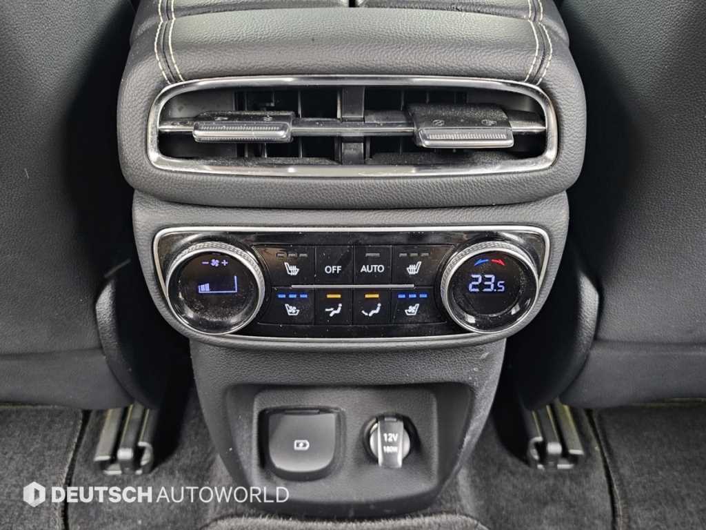 Genesis GV80 — photo 16