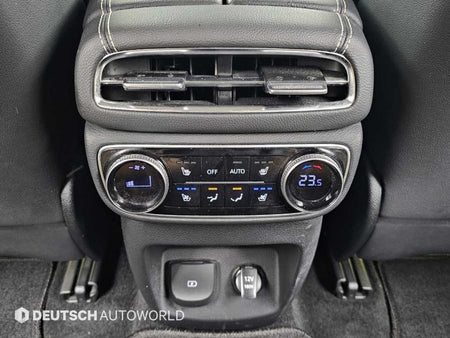 Genesis GV80 — photo 16