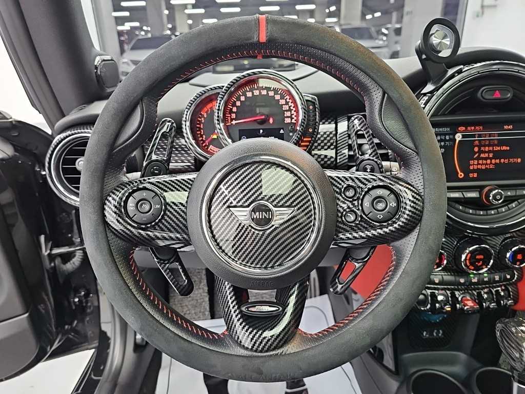 Mini Cooper — photo 09