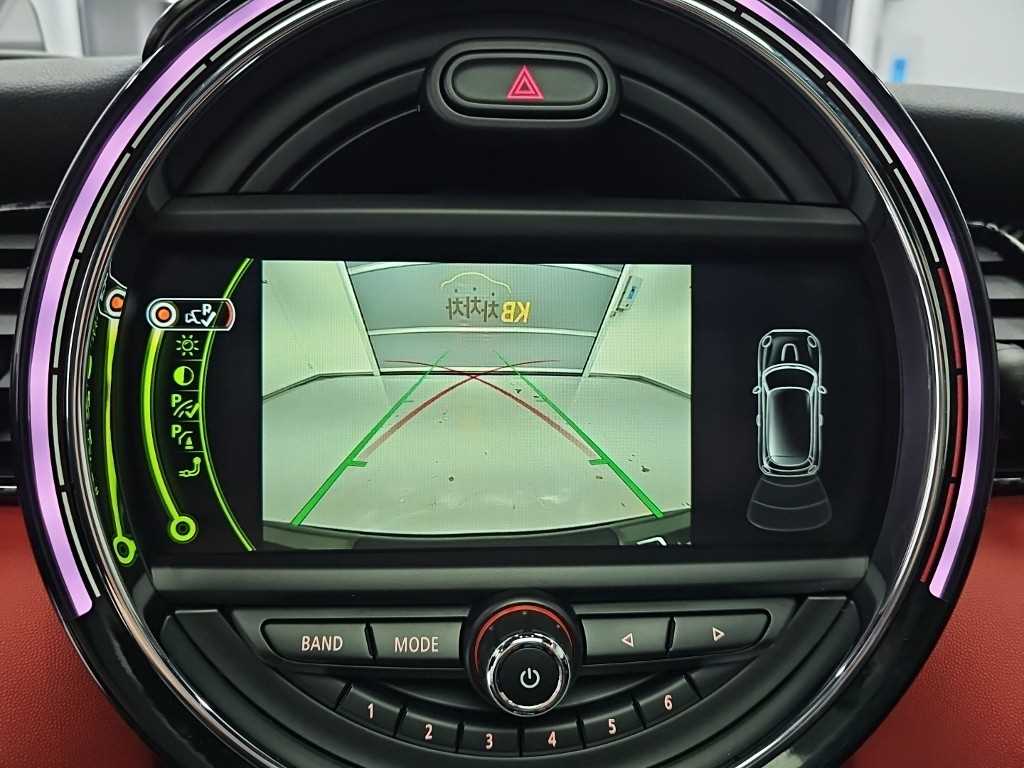 Mini Cooper — photo 15