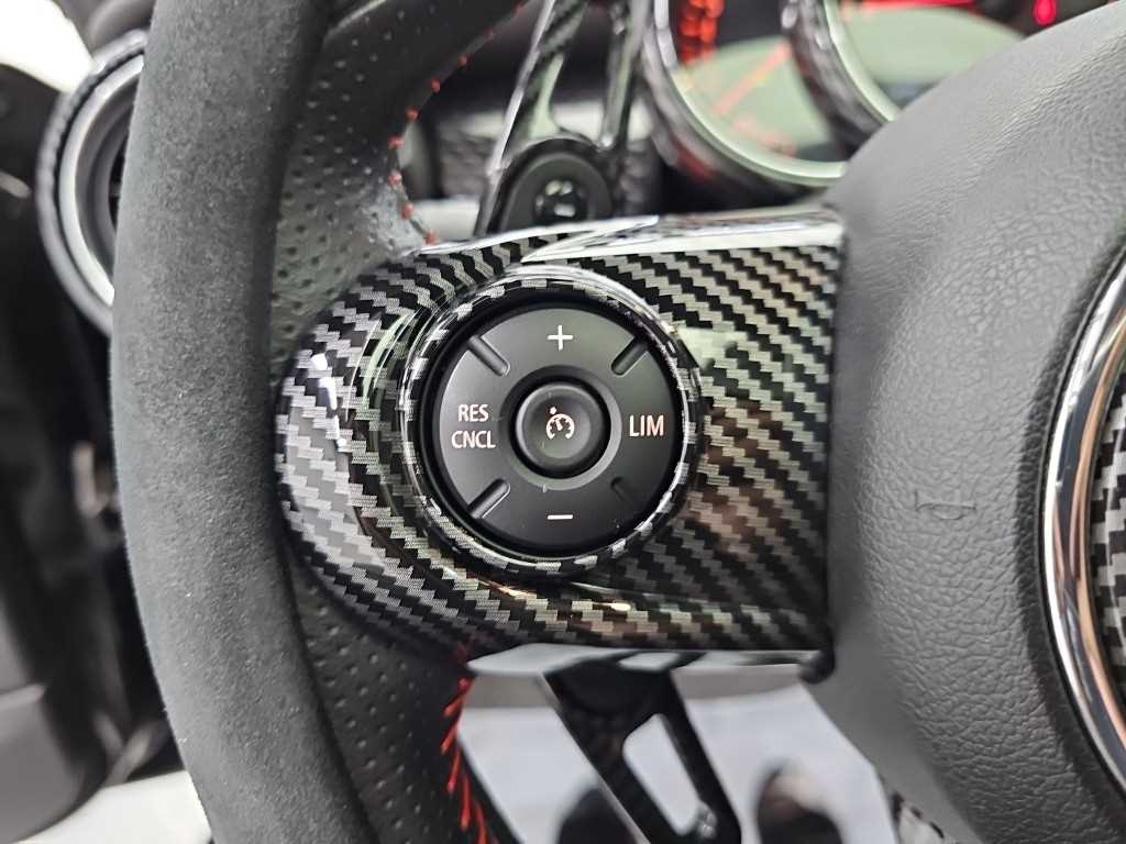 Mini Cooper — photo 18