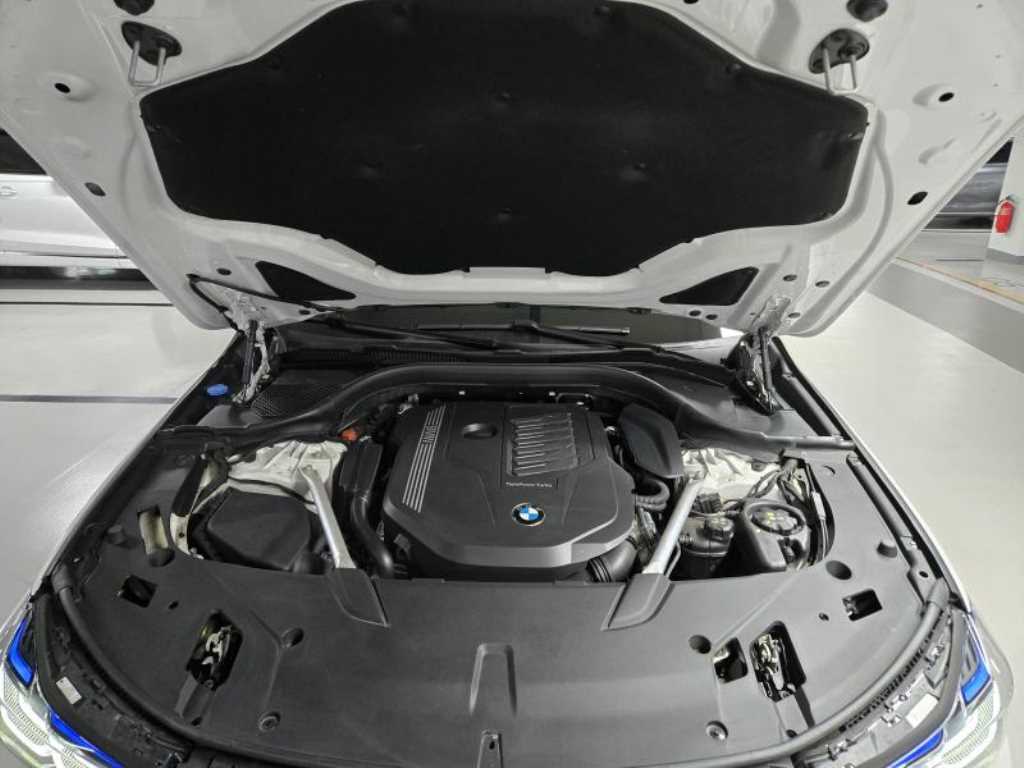 BMW Gran Turismo — photo 06