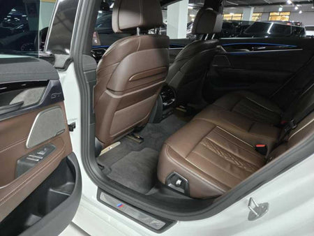 BMW Gran Turismo — photo 11