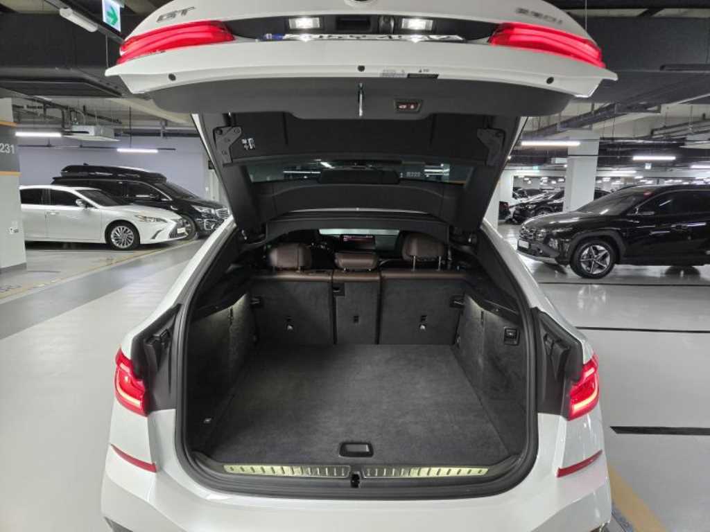 BMW Gran Turismo — photo 20