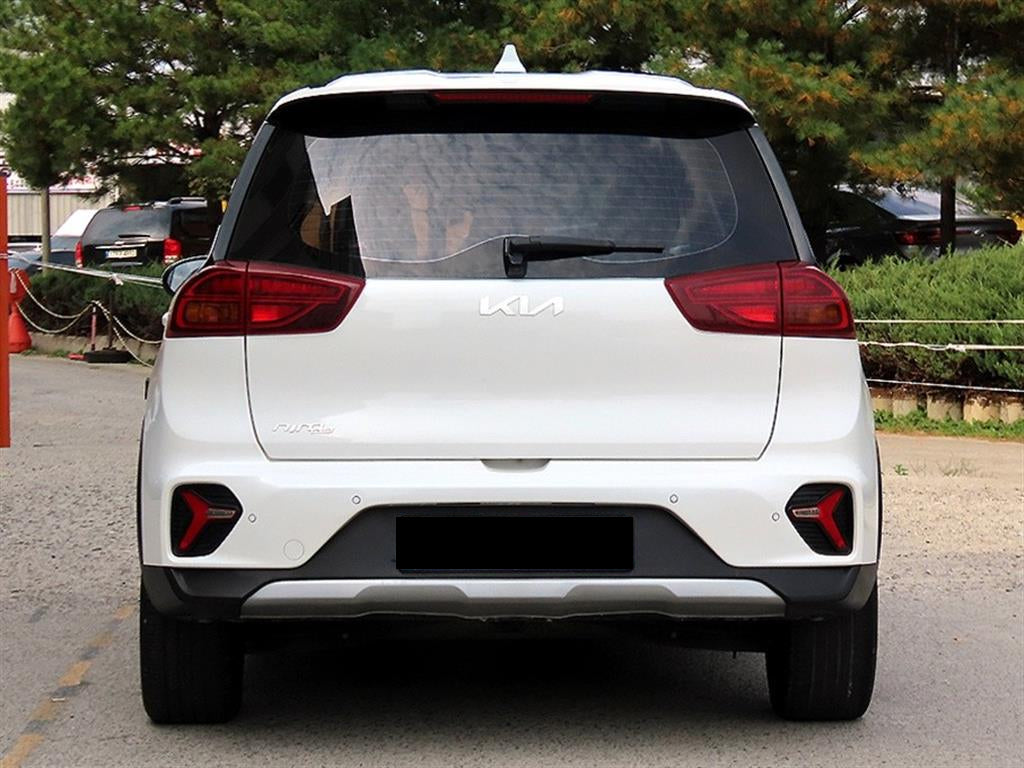 Kia Niro — photo 04