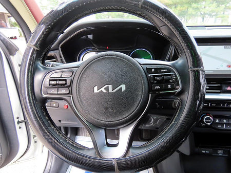 Kia Niro — photo 08