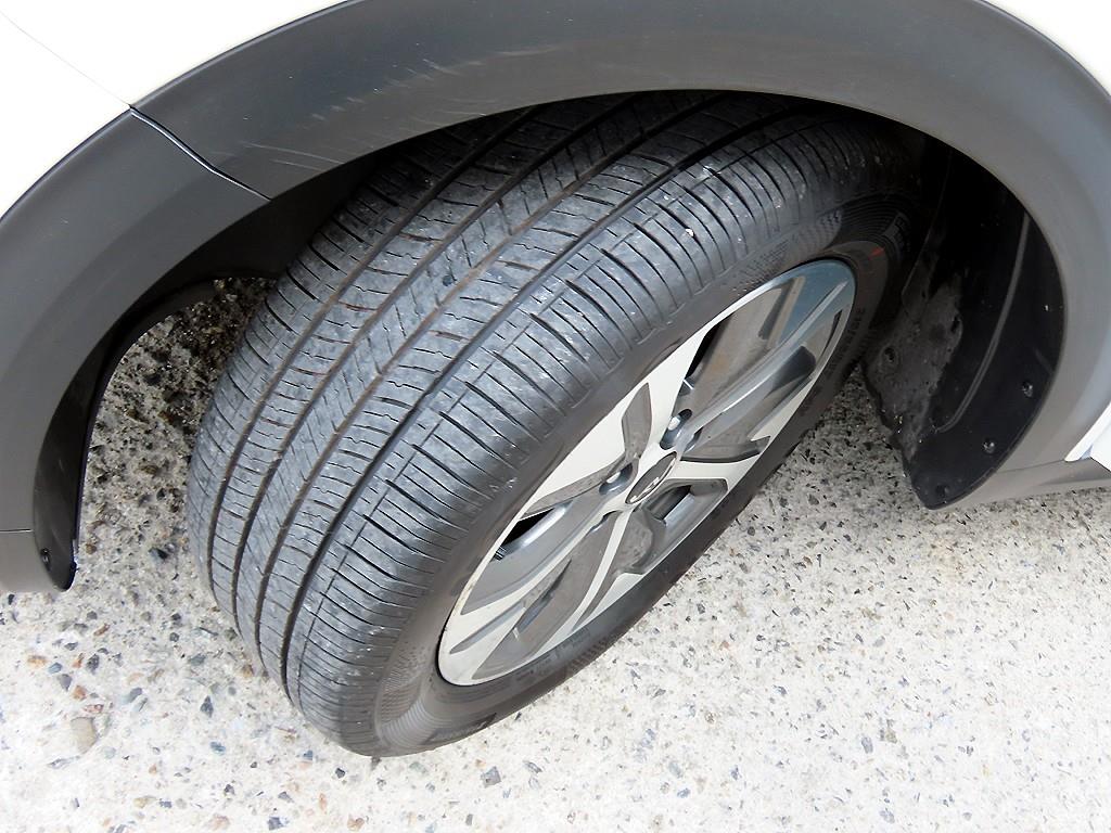 Kia Niro — photo 20