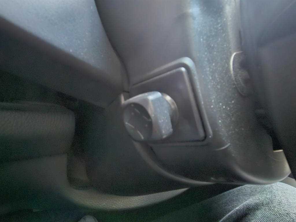 Infiniti FX — photo 12