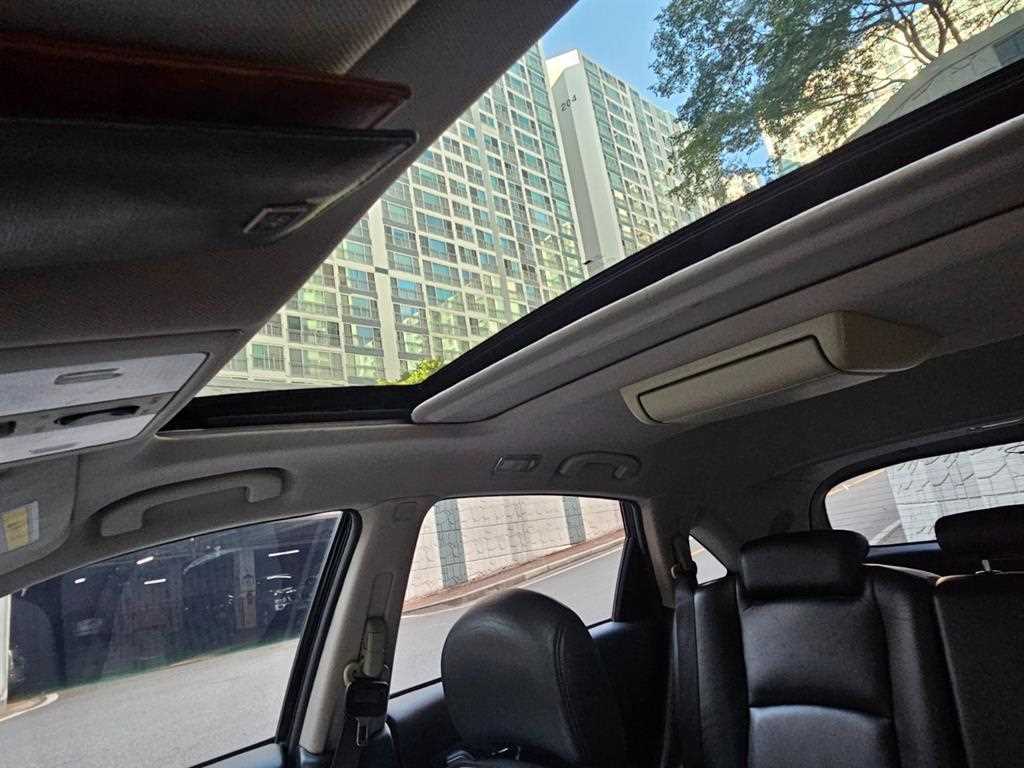 Infiniti FX — photo 13
