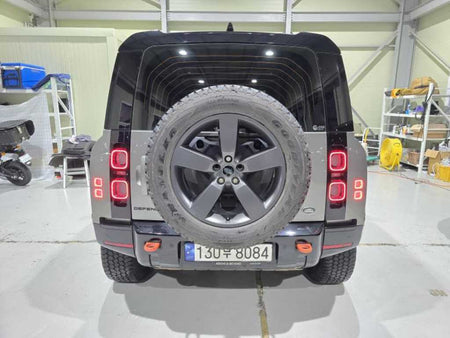 Land Rover Defender — photo 03