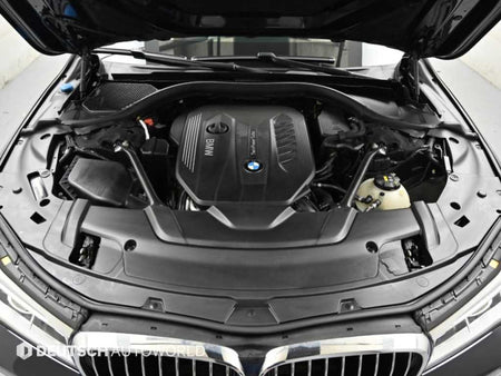 BMW 7-Series — photo 06