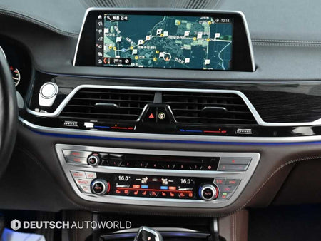 BMW 7-Series — photo 14