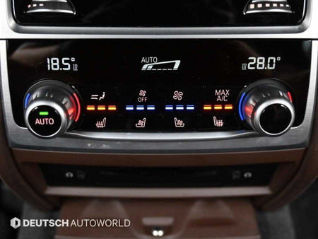 BMW 7-Series — photo 16