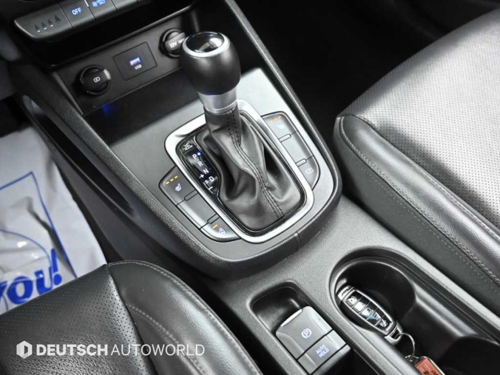 Hyundai Kona — photo 09