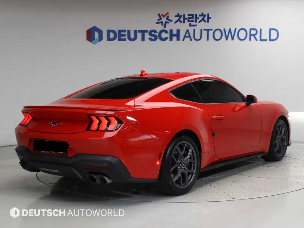 Ford Mustang — photo 02