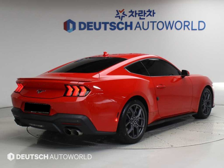 Ford Mustang — photo 02