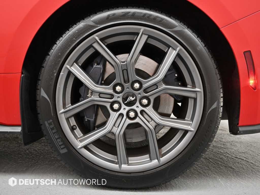 Ford Mustang — photo 05