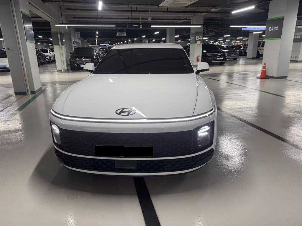 Hyundai Grandeur — photo 01