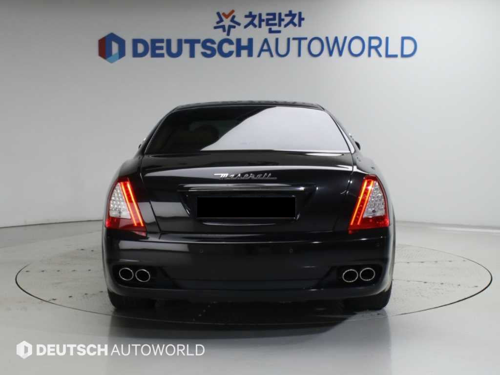 Maserati Quattroporte — photo 04