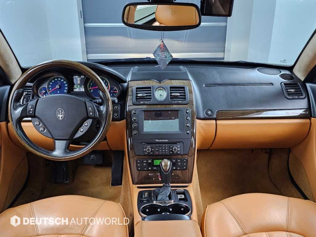 Maserati Quattroporte — photo 07