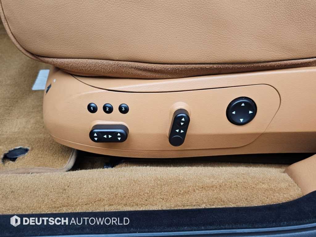Maserati Quattroporte — photo 15