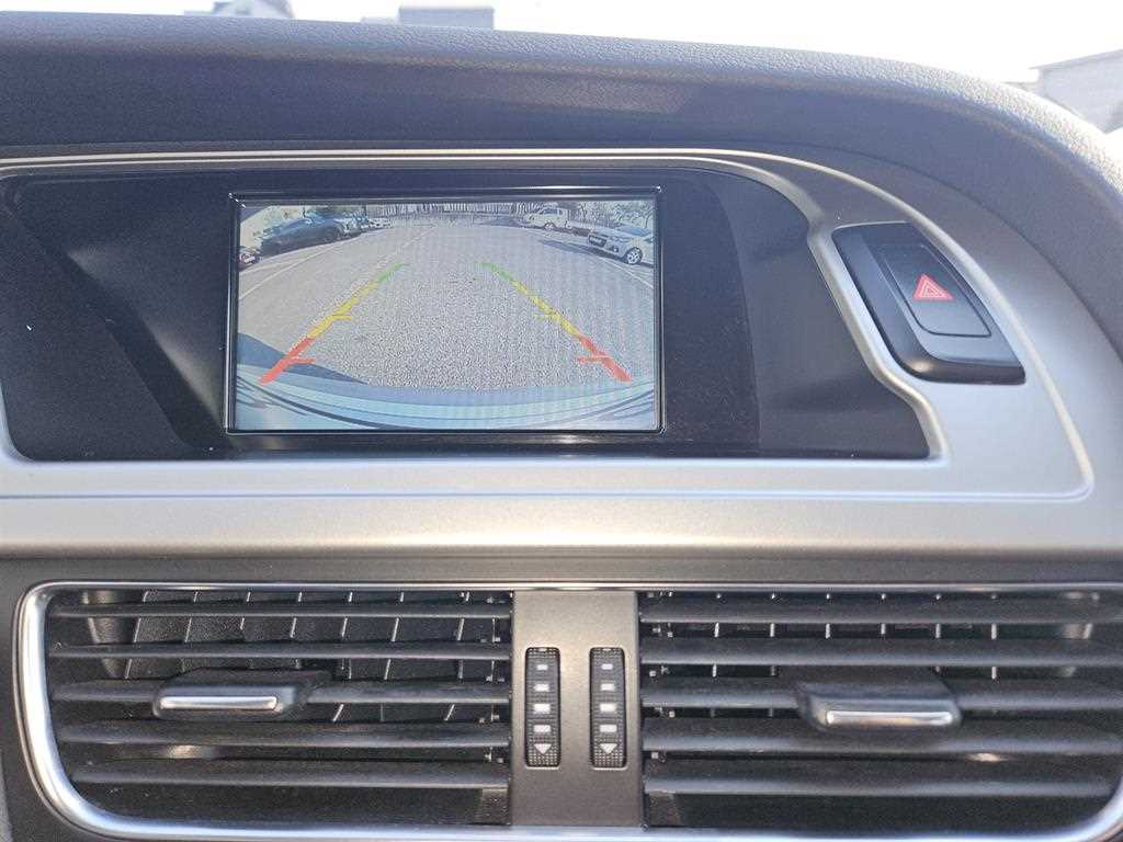 Audi A4 — photo 09