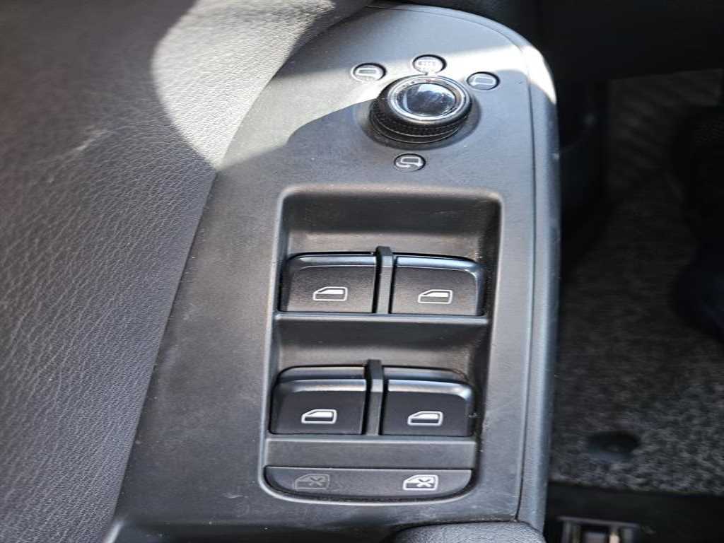 Audi A4 — photo 13