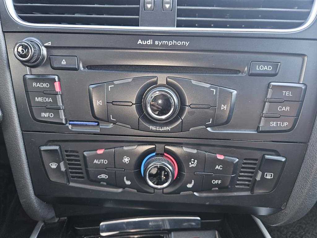 Audi A4 — photo 16
