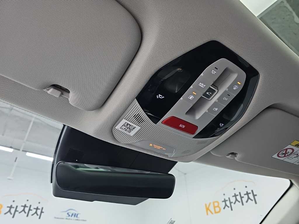 Kia EV3 — photo 18