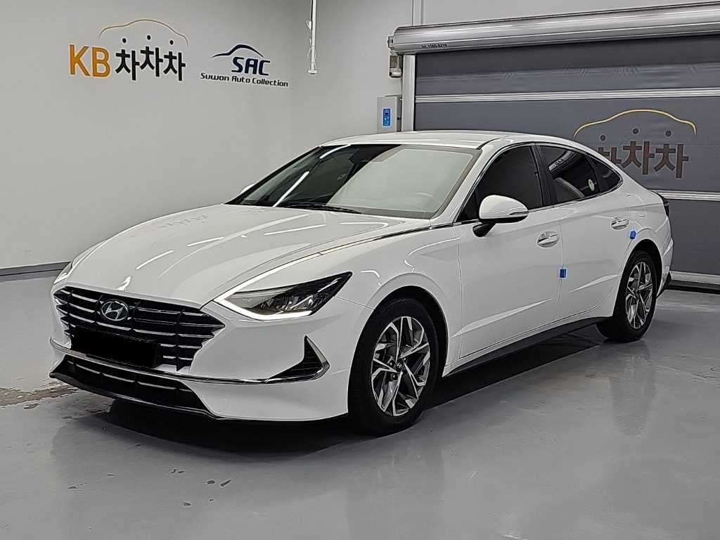 Hyundai Sonata — photo 01