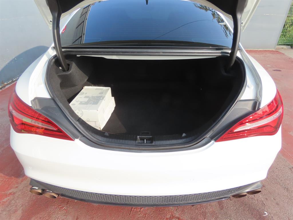 Mercedes-Benz CLA-Class — photo 05