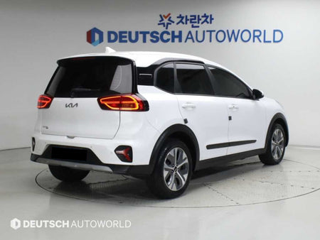 Kia Niro — photo 02