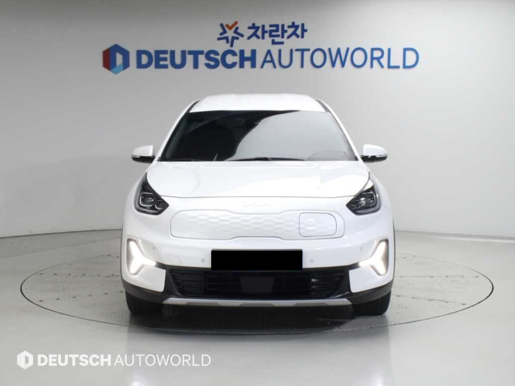 Kia Niro — photo 03