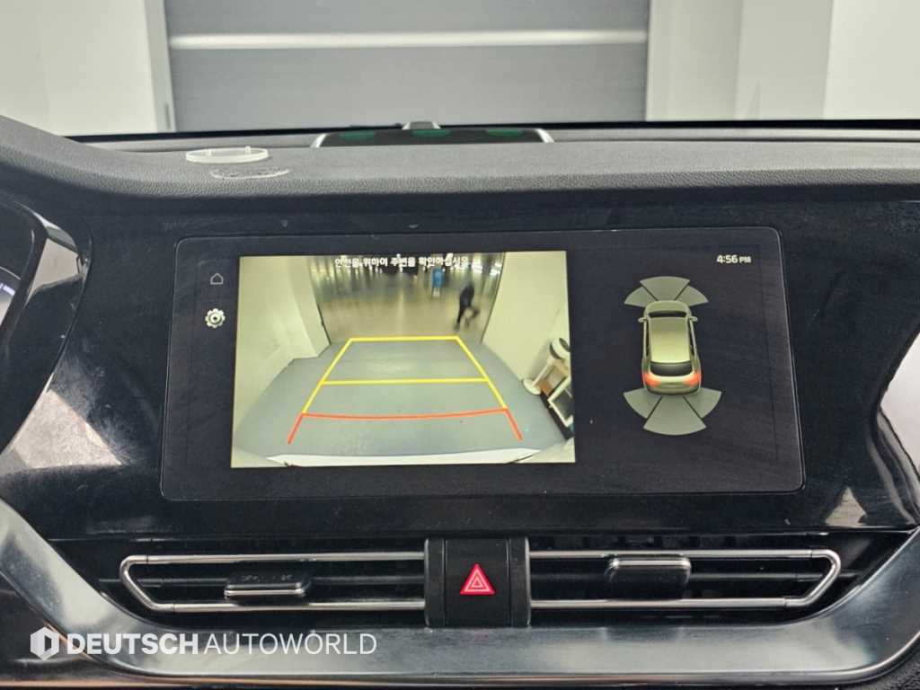Kia Niro — photo 15