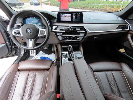 BMW 5-Series — photo 09