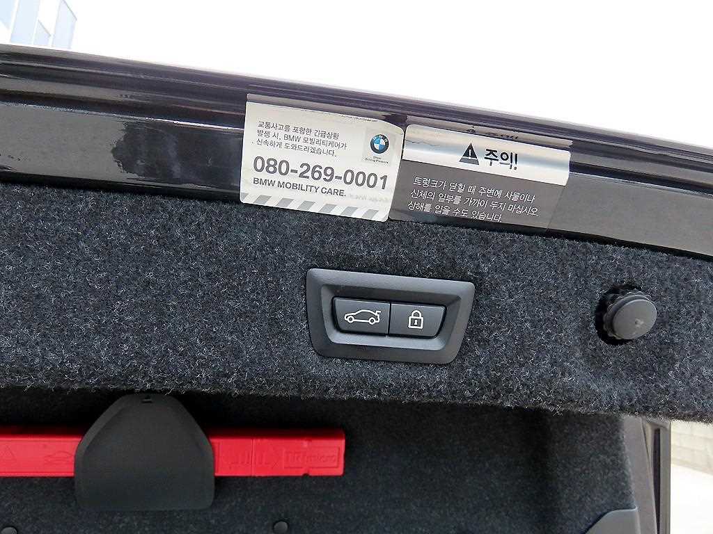 BMW 5-Series — photo 16