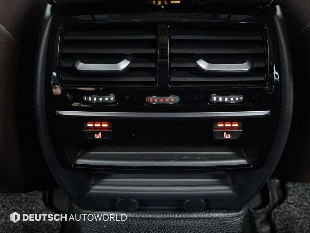 BMW 5-Series — photo 16