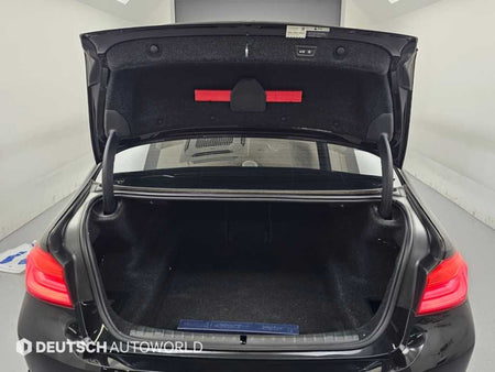 BMW 5-Series — photo 19