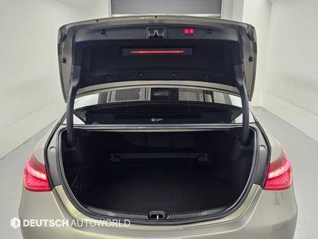Mercedes-Benz C-Class — photo 19