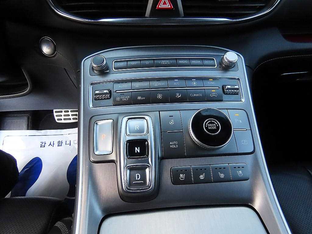 Hyundai Santafe — photo 11