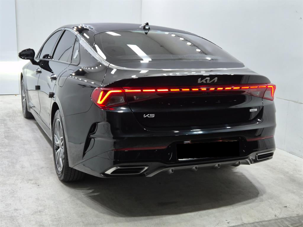 Kia K5 — photo 04