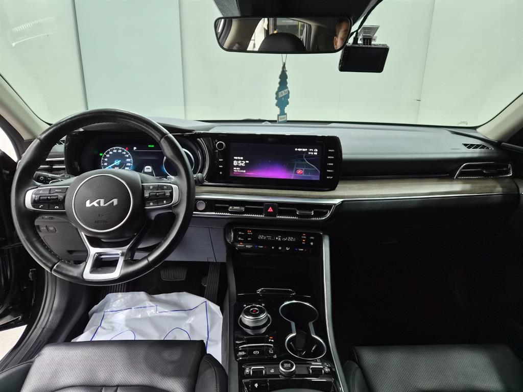 Kia K5 — photo 08